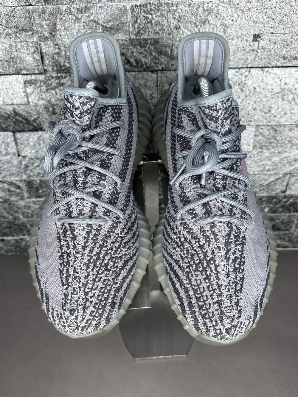 Adidas Yeezy Boost 350 V2 Beluga 2.0 - M10.5